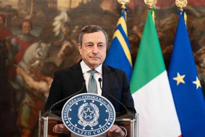 Ucraina, Draghi al G7 “Su sanzioni allineati all’Unione Europea”