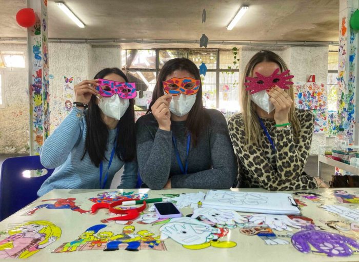 Covid, a Palermo vaccini in maschera al Padiglione dei bimbi alla Fiera