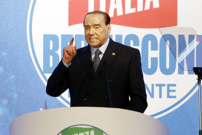 Centrodestra, Berlusconi “Sulle elezioni in Sicilia serve un incontro”