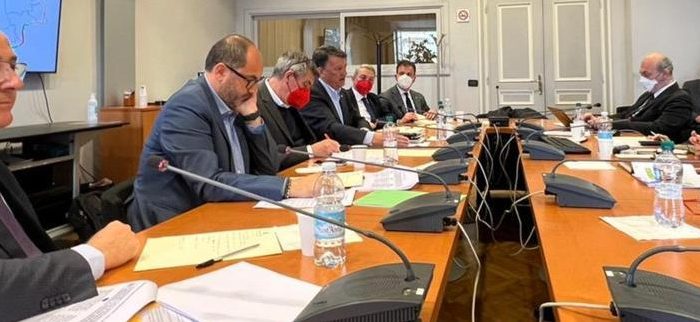 I Segretari generali regionali di Cgil Angelo Sposato, Cisl Tonino Russo e Uil Santo Biondo:  “Incontro di Roma in un clima costruttivo” Affrontati temi centrali per lo sviluppo.  Denominatore comune, lavoro di qualità e dignitoso. Riorganizzazione PA.  Apprezziamo disponibilità al confronto del Presidente Occhiuto e dei nostri Segretari nazionali.  Aprire una vertenza Calabria nel confronto con il Governo