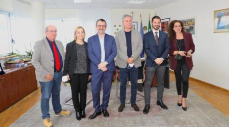 Porto Gioia Tauro,  ricevuta visita delegazione Fratelli d’Italia Incontro partecipato e propositivo quello che si è tenuto nei locali dell’Autorità di Sistema portuale dei Mari Tirreno Meridionale e Ionio tra il presidente Andrea Agostinelli e una delegazione di Fratelli d’Italia, guidati dall’on. Wanda Ferro