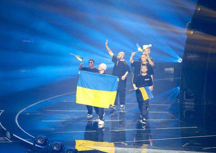 Eurovision, vince l’Ucraina con i Kalush Orchestra