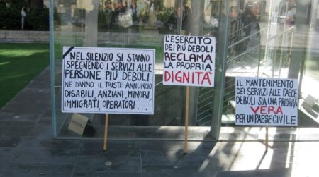 Chiusura centri diurni, una vergogna. La lettera dei genitori: ‘Come lo spieghiamo ai nostri figli?’ Numerosi genitori delusi e sconfortati per la chiusura dei quattro centri diurni di Reggio Calabria