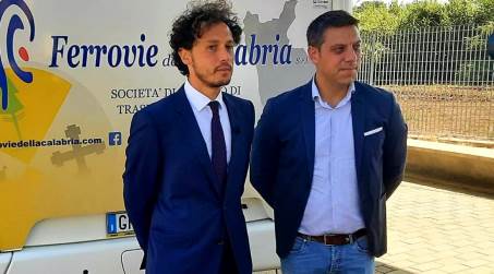 Mattiani (FI), “Inaugurato il punto di arrivo bus di Palmi” Oggi abbiamo inaugurato il punto di arrivo bus di Palmi sito in Piazzale Trodio