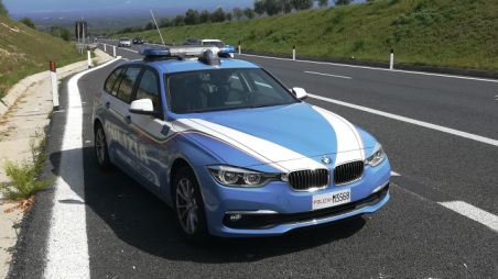 L’attività della Polizia Stradale di Reggio Calabria La settimana compresa tra l’8 ed il 14 agosto u.s. è stata caratterizzata da un notevole incremento del flusso veicolare che ha interessato sia la viabilità autostradale