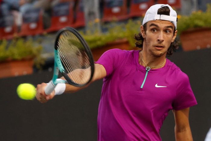 Musetti trionfa a Napoli, Berrettini ko in due set