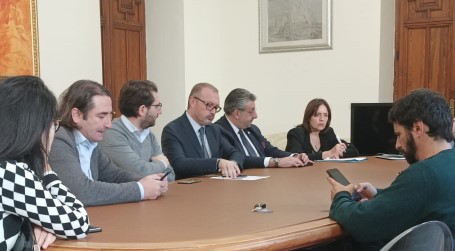 Reggio Calabria si prepara al Natale: “Partecipazione fondamentale” "Saranno festività sobrie, ma proiettate a vivere serenamente il clima natalizio"