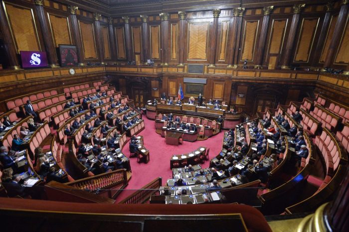 Dal Senato via libera definitivo alla manovra da 35 miliardi