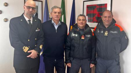 Il presidente dell’Autorità portuale si congratula con la Capitaneria di porto di Gioia Tauro per l’ottima riuscita delle operazioni di disincaglio della nave Msc Elaine  Grazie, infatti, al pronto intervento degli uomini della Capitaneria di Porto, l’incidente, che avrebbe potuto avere importanti ripercussioni sull’operatività dello scalo portuale