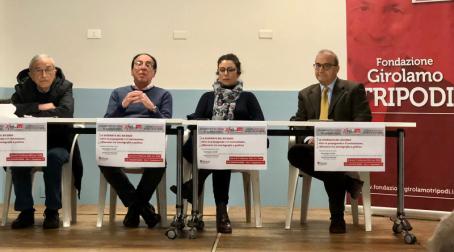 La Giornata del ricordo, “Oltre la propaganda e il revisionismo, per ristabilire la verità storica” Si è svolta l'iniziativa promossa dalla Fondazione Girolamo Tripodi e dall'ARCI di Reggio Calabria sul tema "La Giornata del Ricordo: oltre la propaganda ed il revisionismo, riflessioni tra storiografia e politica."