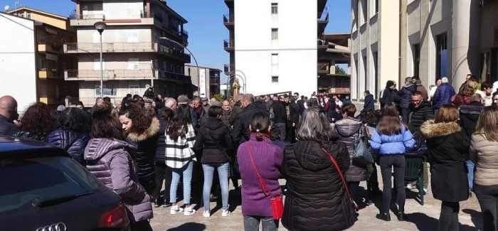 Oppido Mamertina  sit-in permanente in difesa dell’ospedale