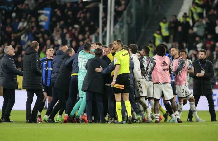 Cori razzisti contro Lukaku, curva Juve chiusa per un turno