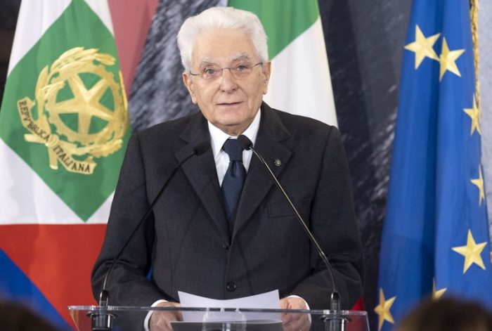 Mattarella “Polizia di Stato interpreta principi della Costituzione”