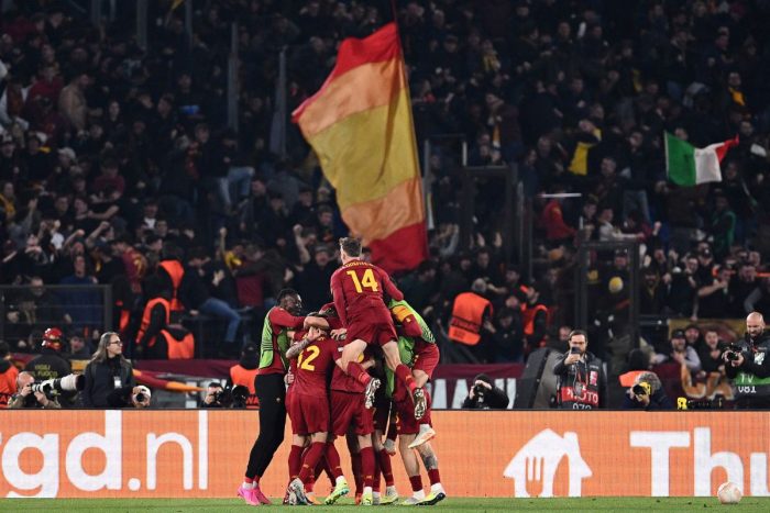 Roma in semifinale, Feyenoord battuto ai supplementari