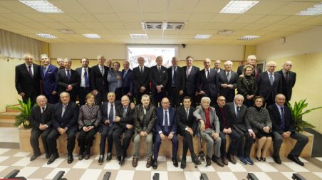 Reggio Calabria, premiati i medici con 50 e 60 anni di laurea L'assemblea ordinaria degli iscritti all'Ordine dei medici e degli odontoiatri della provincia di Reggio Calabria ha approvato, nel corso dell'incontro tenutosi all'auditorium dello stesso Ordine, il conto consuntivo dell'anno 2022 ed il bilancio preventivo riguardante l'anno in corso