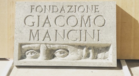 Iniziative a Cosenza il 21 aprile per anniversario nascita Giacomo Mancini Alle ore 18 di venerdì 21 aprile a Largo Vergini nei pressi dell'abitazione dove nacque, su iniziativa del compagno Giannino Dodaro e di altri socialisti cosentini che ringraziamo per la sensibilità, sarà svelata un'incisione raffigurante il leader socialista