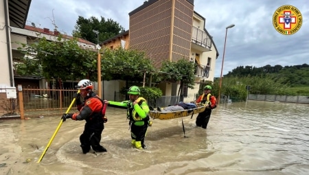 Maltempo in Emilia Romagna, anche 4 tecnici appartenenti alla squadra forre del Soccorso Alpino e Speleologico Calabria Su attivazione del Dipartimento Nazionale di Protezione Civile