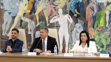 Regione Calabria, insediato “L’Osservatorio contro le discriminazioni nei luoghi di lavoro” Si è detta "particolarmente emozionata" Ornella Cuzzupi, neopresidente dell'Osservatorio: "Oggi si inaugura una pagina importante per la Calabria"