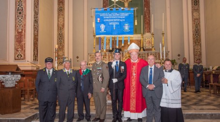 Monsignor Santo Marcianò, Ordinario militare d’Italia, ha amministrato la Cresima ai militari e alle loro famiglie  La solenne Celebrazione Eucaristica si è svolta nella Chiesa di Santa Caterina Vergine e Martire e ha visto la partecipazione di rappresentanze di tutte le Forze Armate e Corpi armati dello Stato