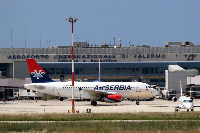 Aeroporto Palermo, ingresso in sale imbarchi non prima di 2 ore dal volo