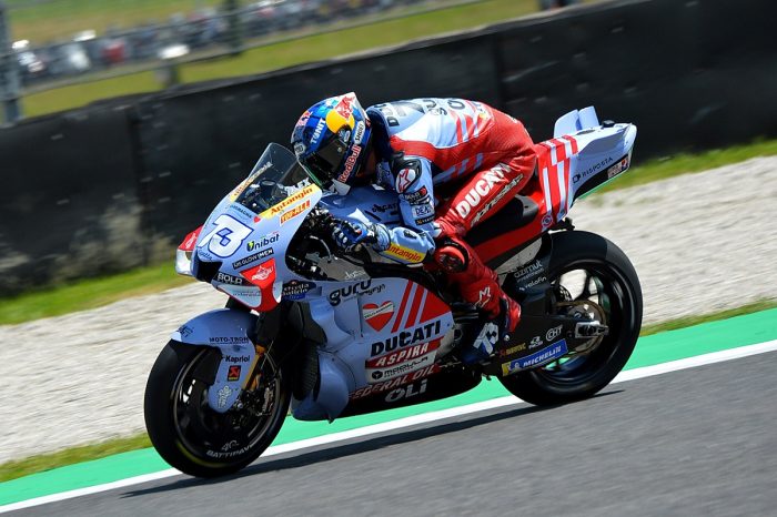 Alex Marquez vince la Sprint Race a Silverstone, Bezzecchi 2°