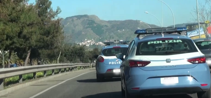 Fermato con una pistola clandestina, arrestato a Bovalino un 60enne Dalla polizia di Stato