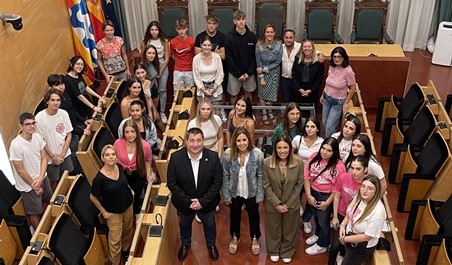 Progetto Erasmus+. Sette studenti del “Piria” di Rosarno in visita alla scuola spagnola “Enric Borras” Si tratta di Smedile Domenica Maria, Aricò Anna Maria, Fazzari Nives, Malvaso Elisa, Paolillo Adele, Pesce Alessia e Bonasera Serena