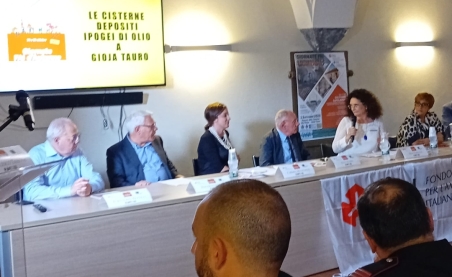 Gioia Tauro, convegno di presentazione delle due Giornate Fai Ad aprire i lavori il Sindaco Aldo Alessio che nel porger il saluto dell'Amministrazione comunale si e' detto soddisfatto del lavoro svolto per preservare le bellezze storiche della citta