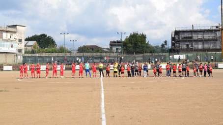 Vittoria di misura per l’Asd Taurianova Academy All’inizio della gara entrambe le squadre hanno voluto omaggiare la memoria del capitano del Taurianova Salvatore Muratore