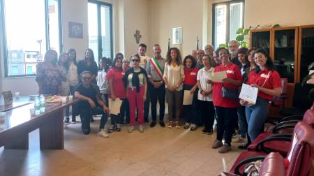 Taurianova, Politiche sociali, cresce la collaborazione con il volontariato: visita nel Municipio di 12 taurianovesi “speciali” Il Comune aderisce alla Giornata Mondiale della Salute Mentale      