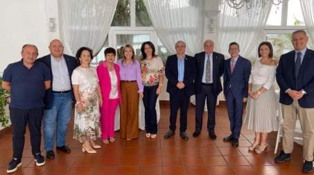 Rotary International, il Distretto 2102 Calabria al lavoro sull’agenda dell’anno 2024/25 Al via il ciclo di incontri programmatici, coordinati dalla DGE Maria Pia Porcino, di concerto con i rappresentanti dei Club .Tanti i temi di confronto sul tavolo, dalle questioni sociali a quelle di carattere culturale