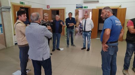 Consegna lavori, Liceo Scientifico Zanotti Bianco. Soddisfazione dalla comunità di Gioiosa Un intervento riguardante il plesso "storico" sito in Piazza Aldo Moro che,  dopo i lavori, continuerà ad essere uno spazio al servizio della comunità scolastica liceale di Gioiosa insieme al nuovo plesso di Via Diaz, già attivo e dove proseguirà la realizzazione delle opere programmate