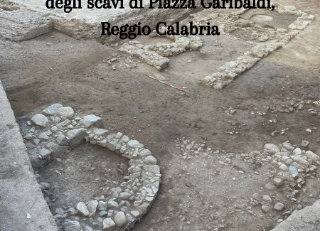 Apertura straordinaria siti archeologici reggini e cantiere di Piazza Garibaldi Inoltre, gli archeologi della Soprintendenza avranno il piacere, per la seconda volta, di aprire i cancelli del cantiere di piazza Garibaldi per illustrare a tutta la cittadinanza i risultati, seppur ancora parziali