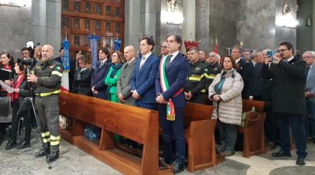 Il sindaco Giuseppe Falcomatà: “Grato all’impegno dei Vigili del fuoco, della Marina militare e Guardia costiera” Celebrata nella chiesa di San Giorgio al Corso la messa per Santa Barbara, patrona dei Vigili del fuoco e della Marina militare  