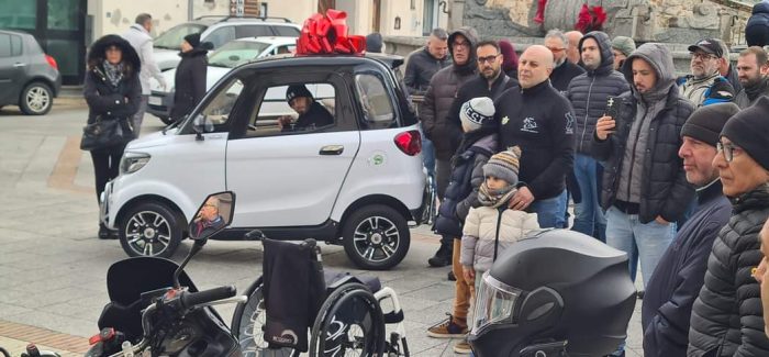 Ecco la Calabria che vogliamo, a San Giorgio Morgeto l’associazione “Bikers “, consegna un quadriciclo a Francesco affetto da sclerosi multipla