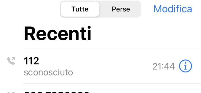 Perché vantarsi di aver istituito un numero per le emergenze a cui nessuno risponde? Succede a Taurianova, grazie alla sensibilità dei carabinieri  che sono intervenuti per tentare di risolvere la problematica aiutando l'automobilista dopo l'incidente 