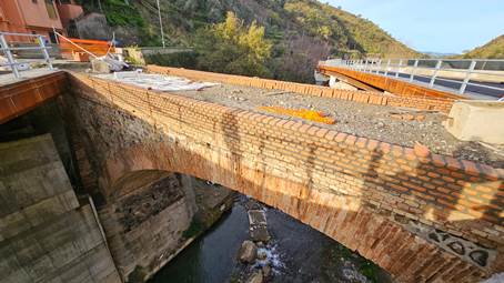 Lunga scia di polemiche sulla GA.GA., “Quanto ha tentato di fare Falcomatà ha dell’incredibile” Trasformare un sopralluogo sul cantiere della Gallico-Gambarie in una riscossa elettorale basata sul falso, è quanto di più politicamente sgarbato si potesse fare. Oltretutto, non siamo neppure stati avvertiti, in quanto amministratori del territorio