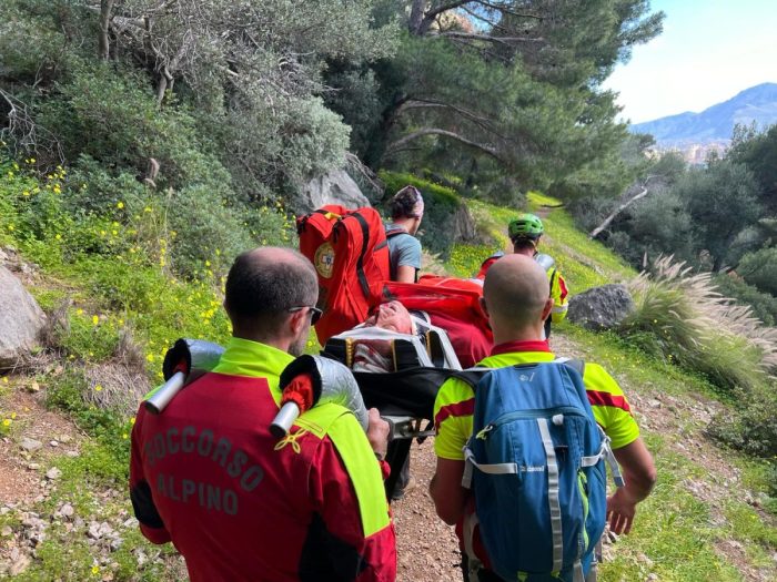 Climber ferito gravemente dopo una caduta di 20 metri a Monte Pellegrino