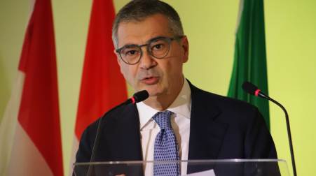 L’avvocato Giosy Romano premiato all’Italian Reputation Award Commissario Straordinario del Governo della Zes Campania e della Zes Calabria in carica fino al 29 febbraio 2024