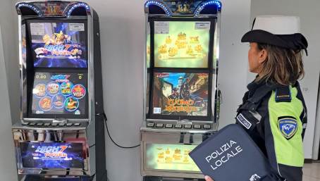 Palmi, attività di controllo sul gioco d’azzardo, controlli e sanzioni per 30 mila euro E sulle misure adottate per vietare l’ingresso ai minori di anni 18 nelle aree destinate al gioco con vincite in denaro