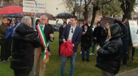 San Ferdinando, targa in ricordo di Pasquale Severino Un uomo che per tutta la vita ha lottato per i diritti dei lavoratori e degli oppressi.