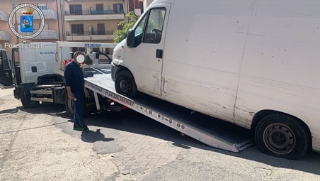 Operazione “Crazy Iron” della DDA di Reggio Calabria contro il traffico illecito di rifiuti: Sequestrate due Aziende e numerosi veicoli I capi di imputazione spaziano dal traffico illecito di rifiuti al falso ideologico, dall'associazione a delinquere all'occupazione abusiva di suolo pubblico