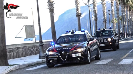 Atto intimidatorio all’Eurobet a Bagnara, la stretta sulle indagini dei carabinieri Era la notte del 24 novembre 2023 quando ignoti danneggiavano, mediante l'apposizione di un ordigno esplosivo, l'esercizio commerciale ormai prossimo all'apertura e i veicoli parcheggiati nelle vicinanze