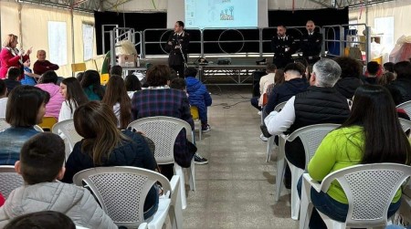 Contrasto al bullismo. I Carabinieri incontrano gli alunni dell’Istituto “Carlo Levi” a Melicucco I temi dell’incontro hanno riguardato argomenti quali bullismo e legalità