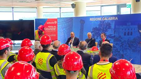 Intesa Regione Calabria-Webuild, al via primi corsi per 45 giovani Le figure sono state profilate in occasione del "Recruiting day" adottato a seguito di un'intesa sottoscritta da Regione e Webuild, nello scorso 27 marzo a cui hanno partecipato 300 candidati