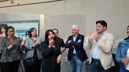 Elezioni Corigliano-Rossano, Pasqualina Straface inaugura nuova sede elettorale La nuova città ripartirà dal rilancio totale dei suoi tre centri storici. Nella nostra visione di governo si passerà dal turismo inteso solo come spreco di risorse pubbliche