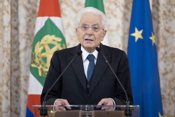 Mattarella “Mondo ha bisogno di pace, politica può arginare conflitti”