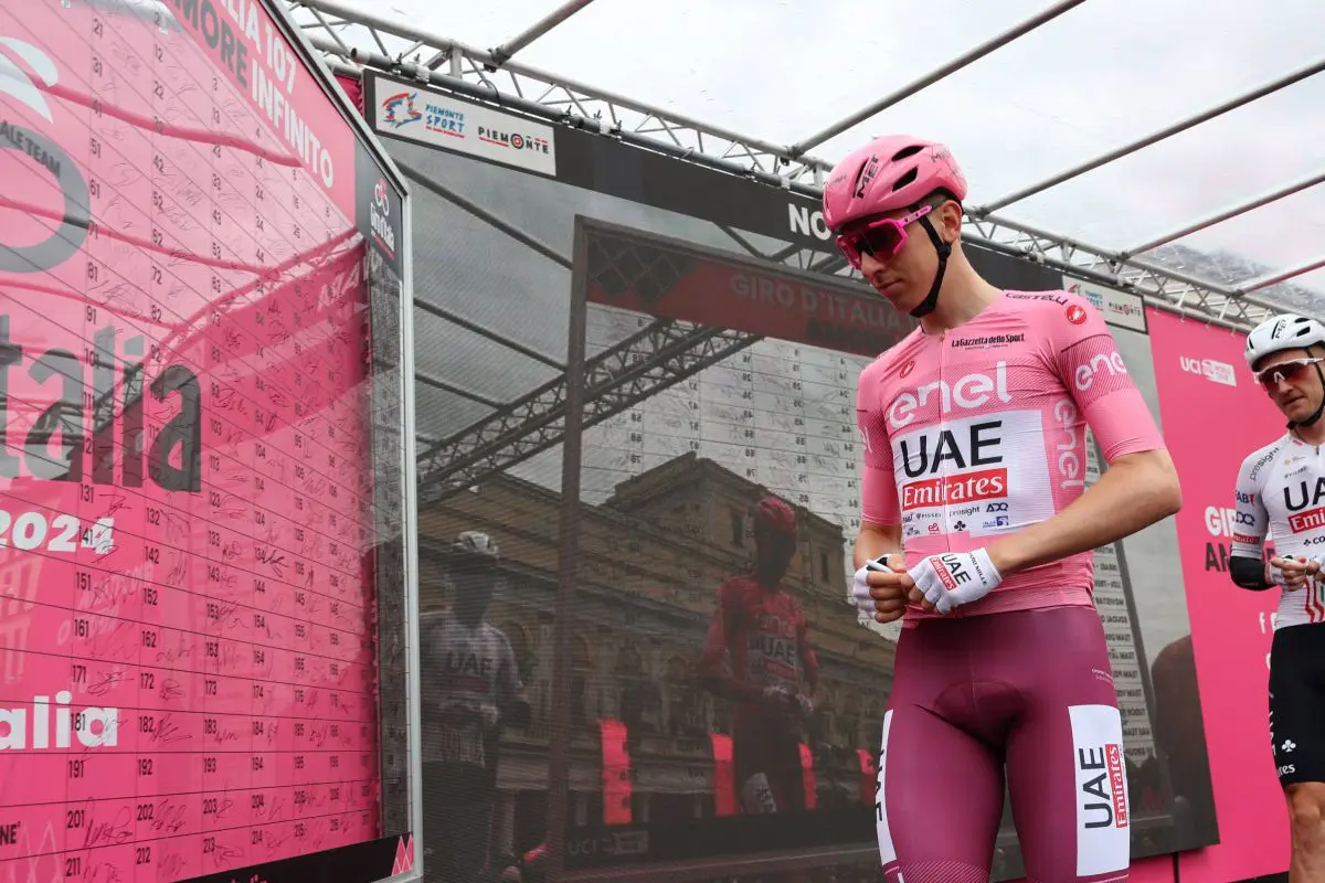 Pogacar padrone del Giro, vince anche l’ottava tappa