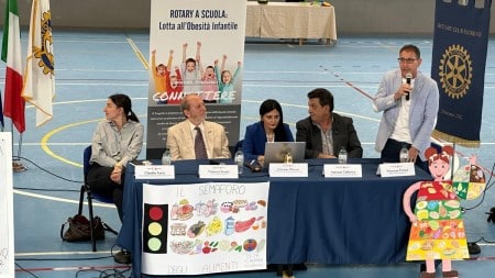 Coinvolti oltre 800 genitori e 462 bambini per promuovere stili di vita sani e combattere l’obesità infantile in Calabria Concluso il Progetto "ROTARY A SCUOLA: Lotta all’Obesità Infantile" a San Giovanni in Fiore