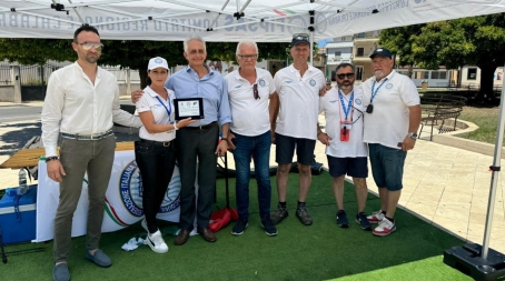 Grande successo della FIPSAS a San Ferdinando La FIPSAS (Federazione Istituto Pesca Sport e Attività Subacquea), attiva dal 1942 nel territorio della Piana di Gioia Tauro e nell'intera Penisola italiana